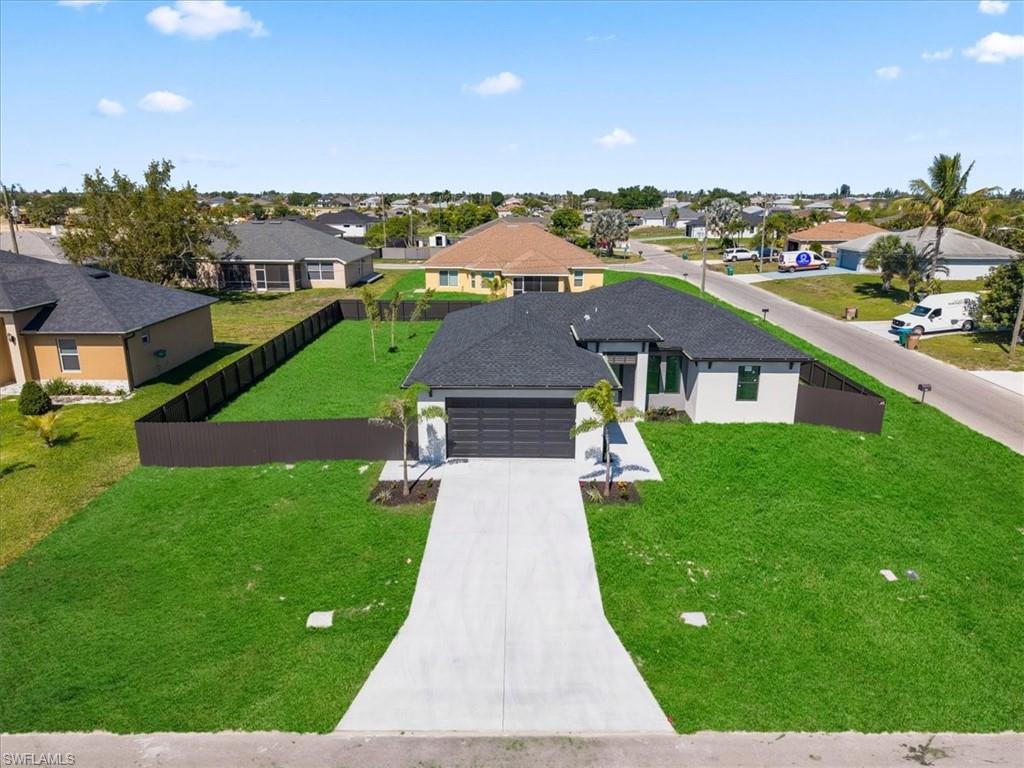 CAPE CORAL - Residential