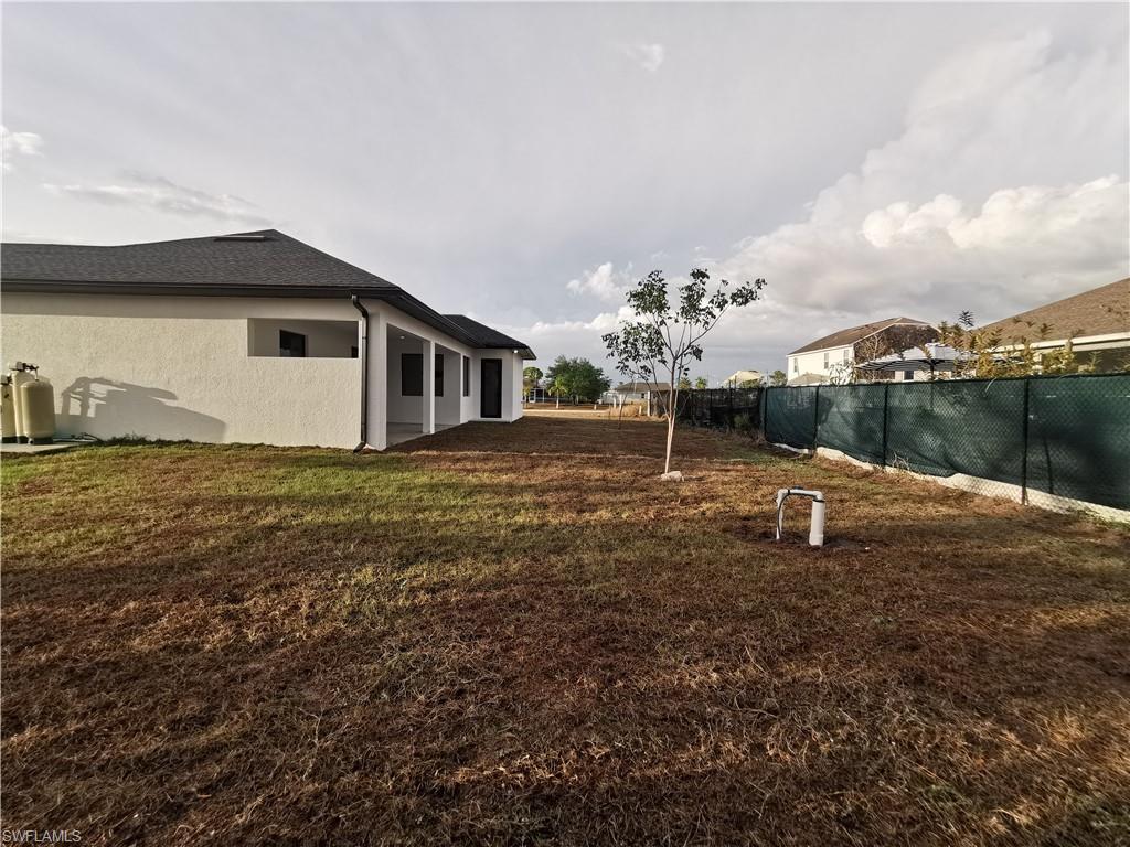 CAPE CORAL - Residential