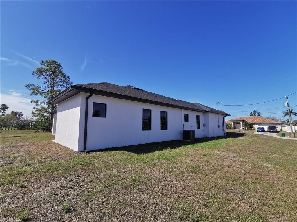 CAPE CORAL - Residential