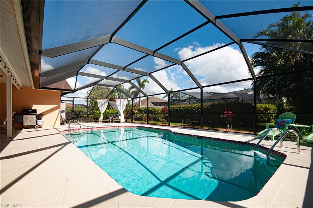 FOUNTAIN LAKES - Residential