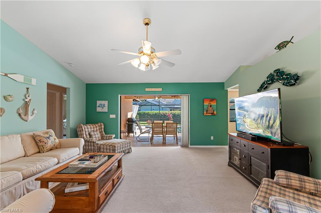 FOUNTAIN LAKES - Residential