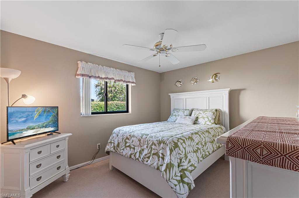 FOUNTAIN LAKES - Residential