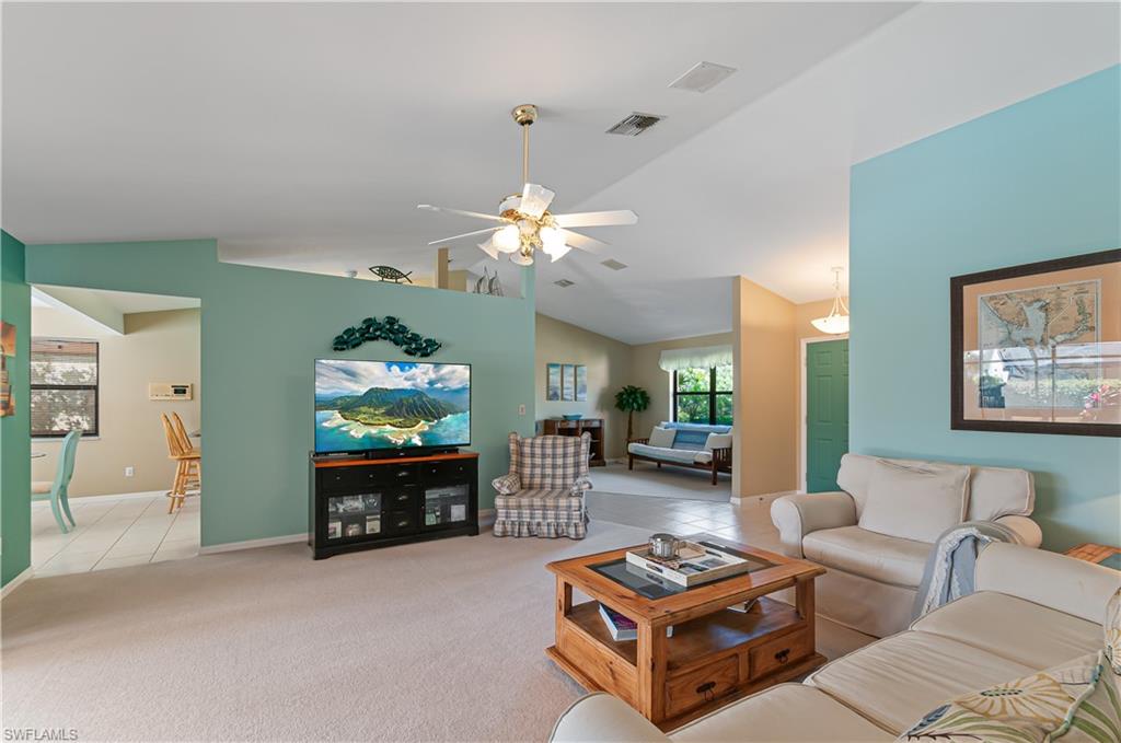 FOUNTAIN LAKES - Residential