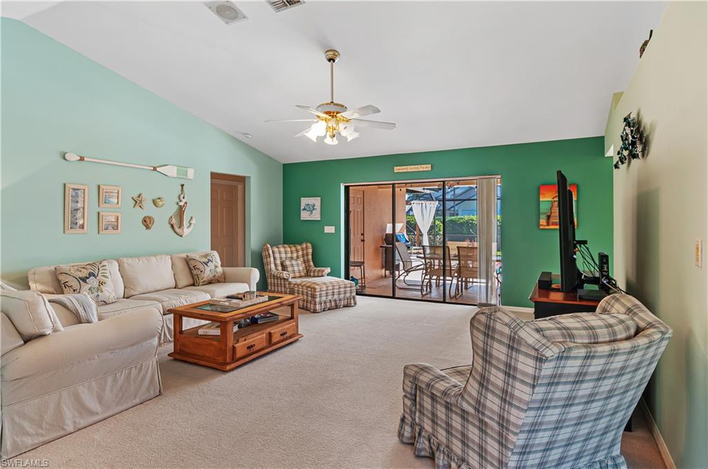 FOUNTAIN LAKES - Residential