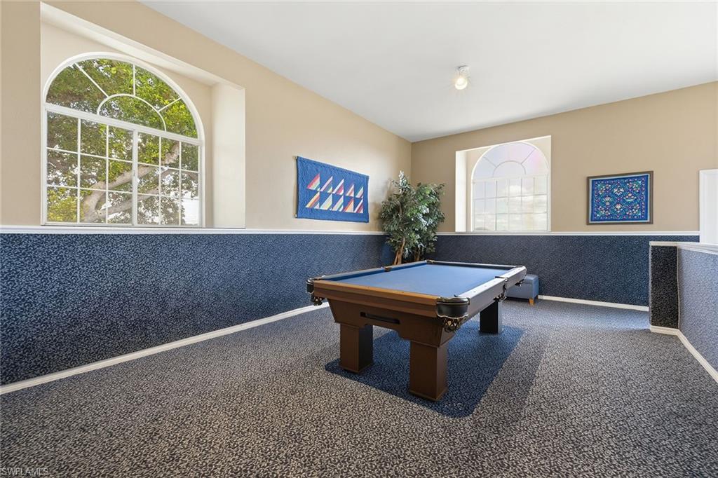 LAKESIDE - Residential