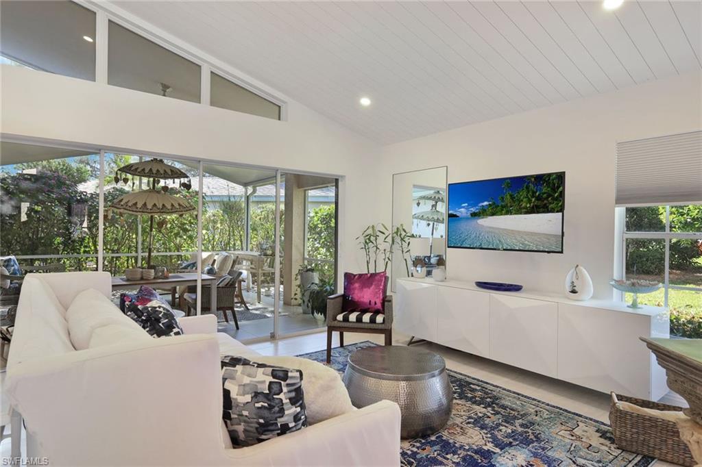 LAKESIDE - Residential