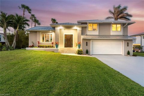Photo of 5630 Queens Kew, BONITA SPRINGS, FL 34134 (MLS # 225037378)