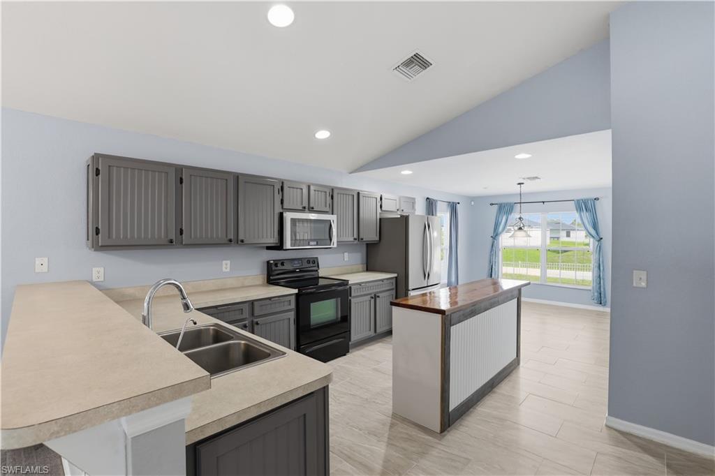 LEHIGH ACRES - Residential Lease