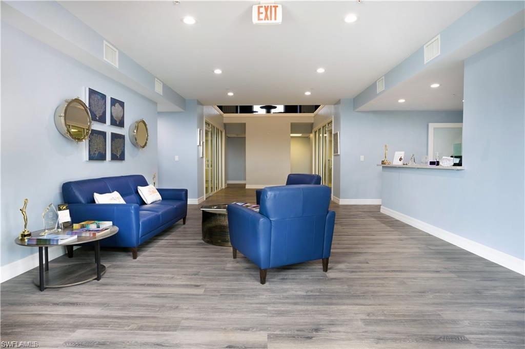 725 Cape Coral PKWY W