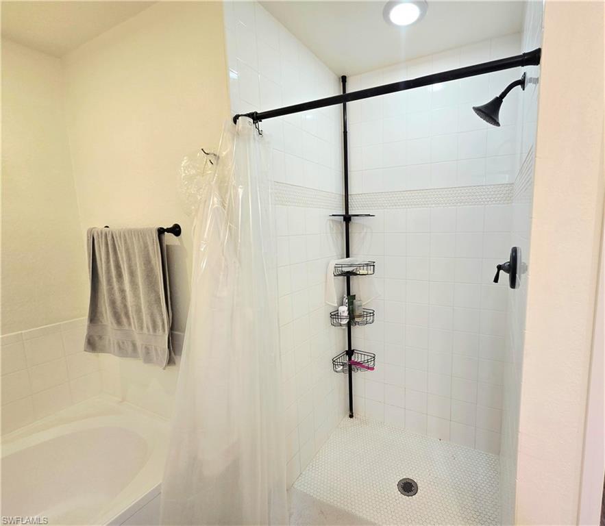 FAIRWAY PRESERVE - Residential