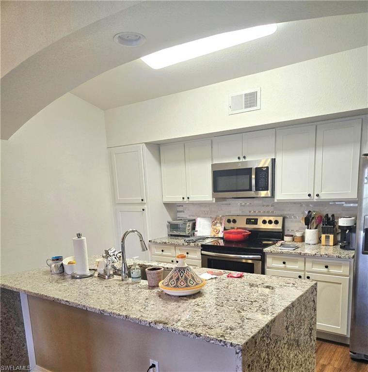 FAIRWAY PRESERVE - Residential