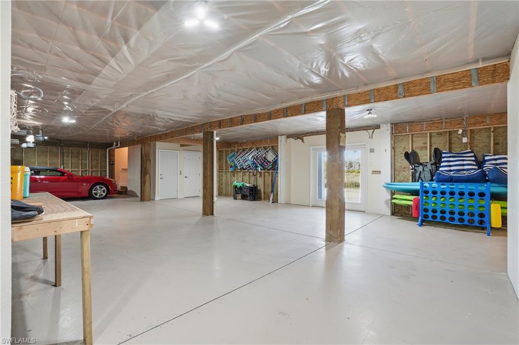 FLAMINGO BAYOU SUBD - Residential