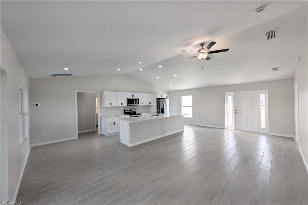 CAPE CORAL - Residential Lease