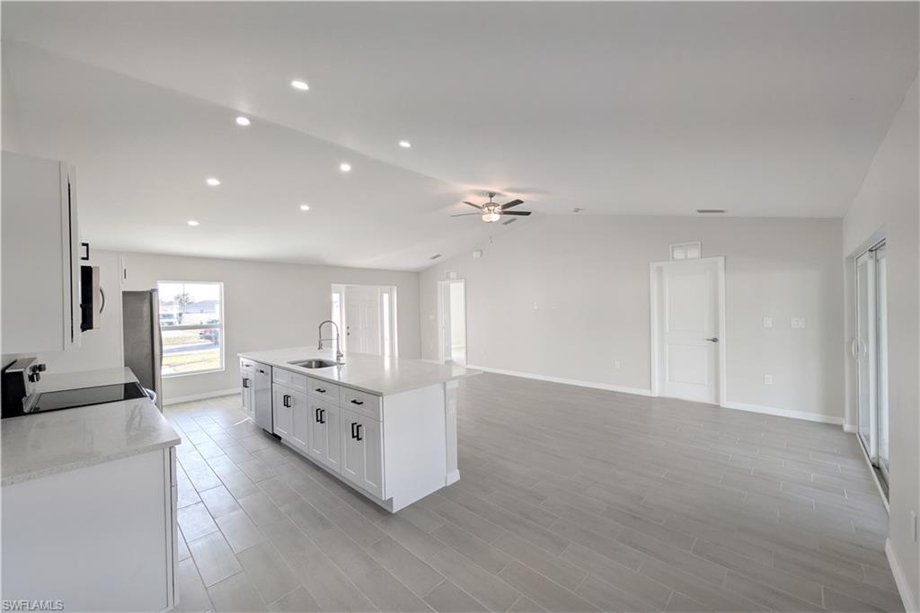 CAPE CORAL - Residential Lease