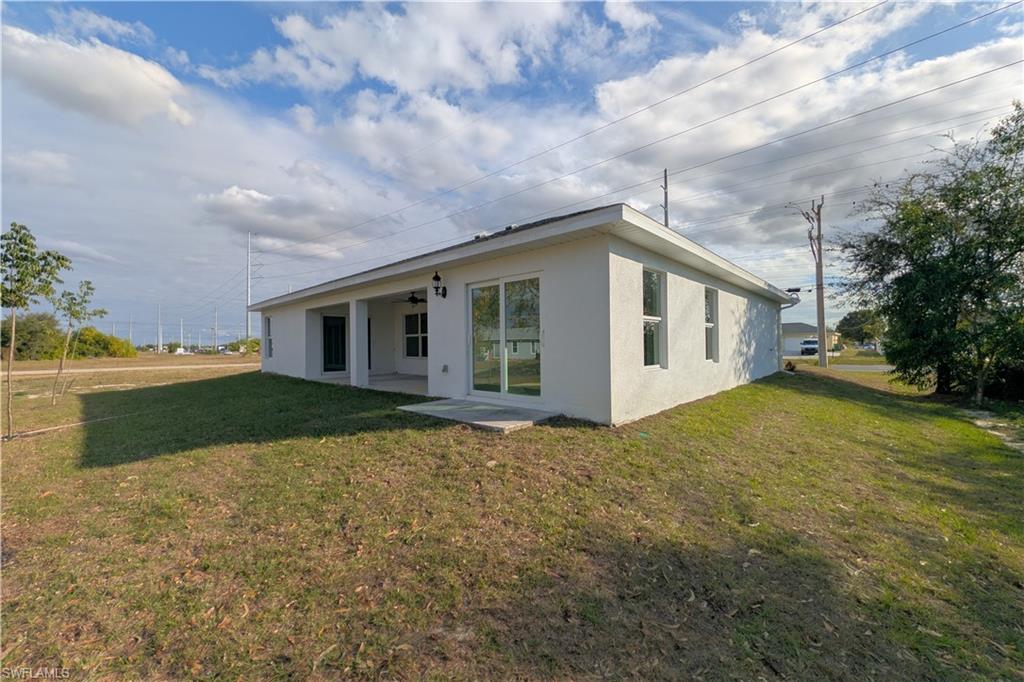 CAPE CORAL - Residential Lease