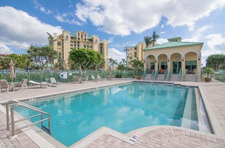 PIER 81 CONDOMINIUM - Residential