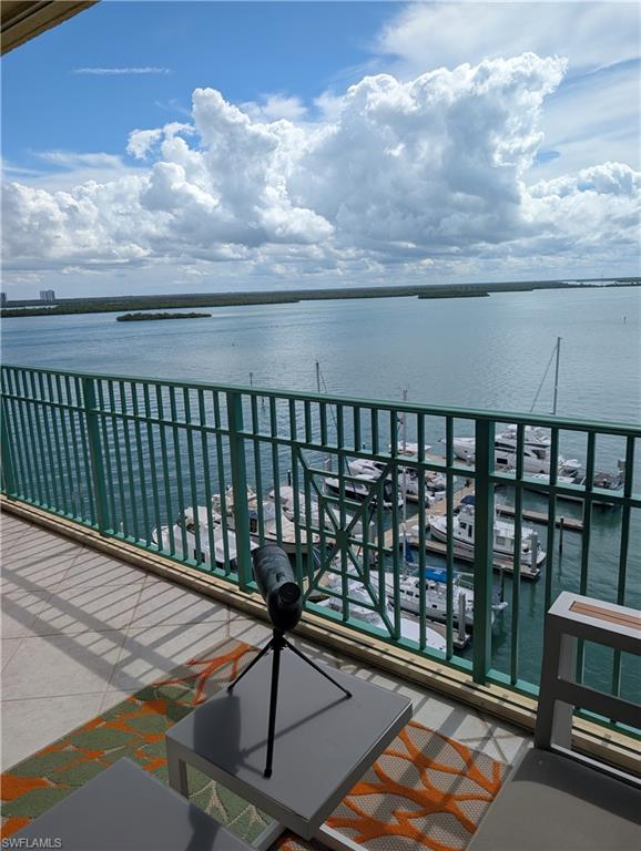 PIER 81 CONDOMINIUM - Residential