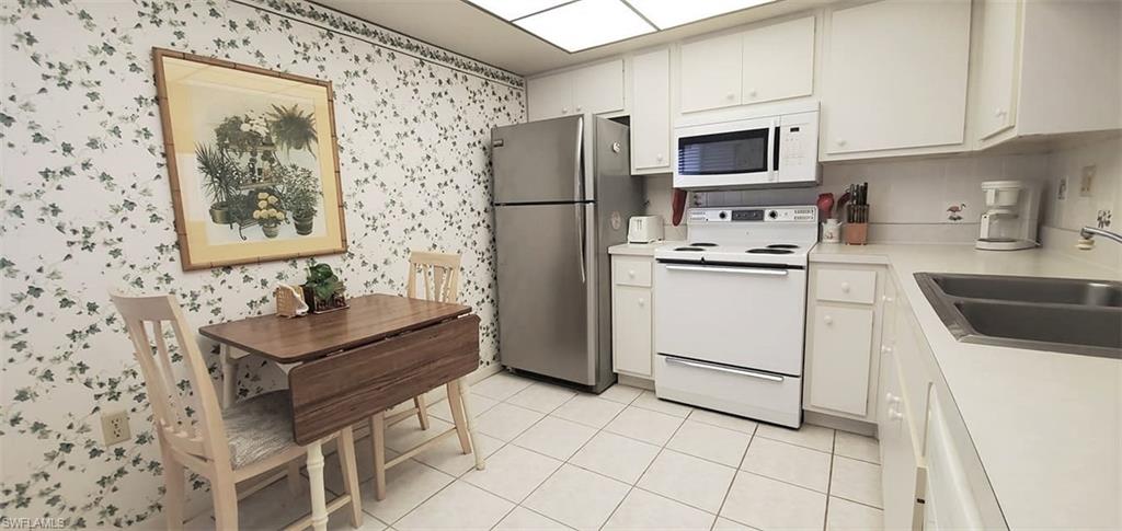 SANDARAC CONDO - Residential