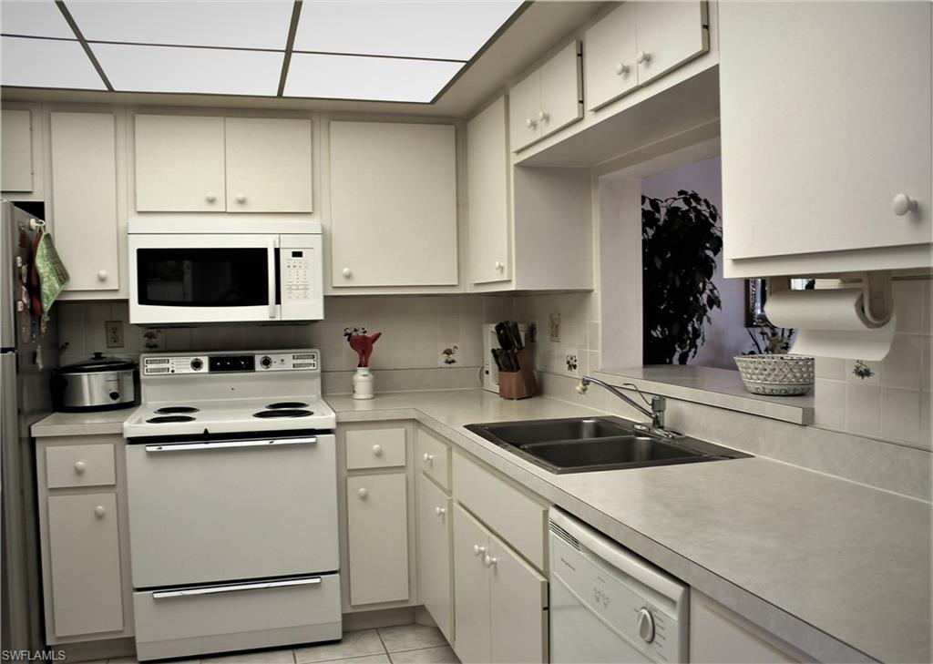 SANDARAC CONDO - Residential