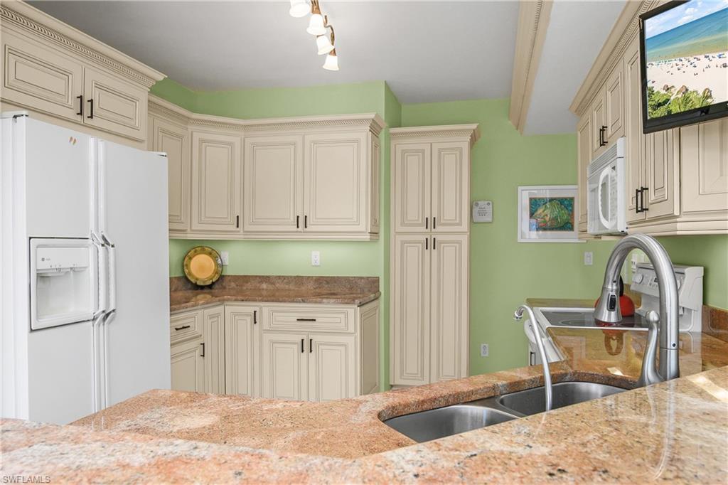 CALUSA BAY SOUTH - Residential