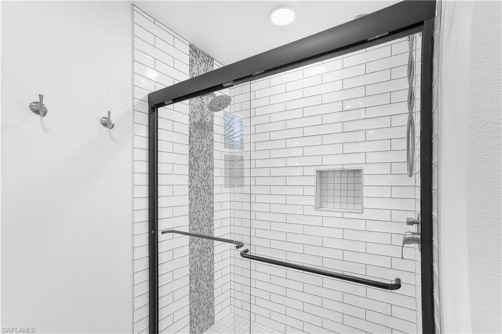 PINE ISLAND CENTER - Residential Lease