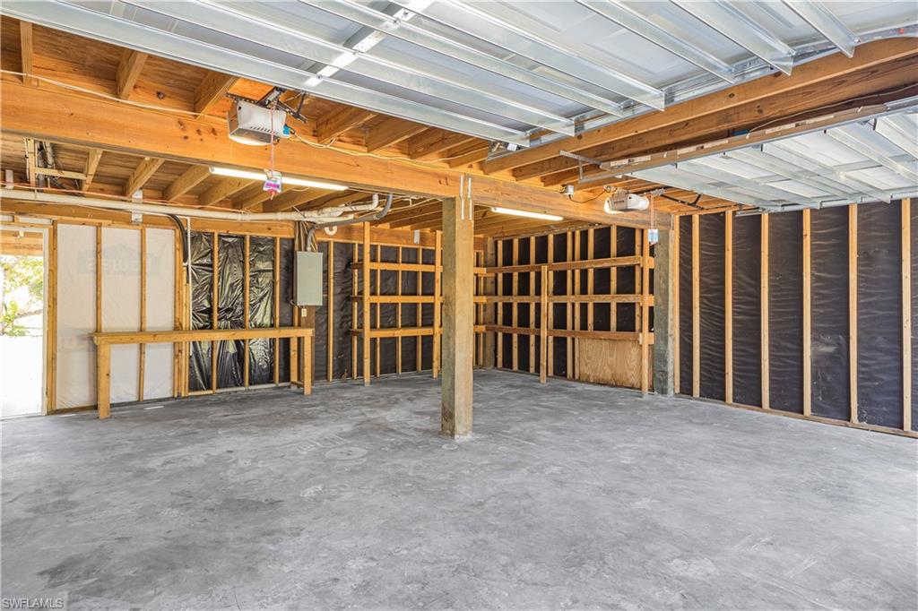 PINE ISLAND CENTER - Residential Lease