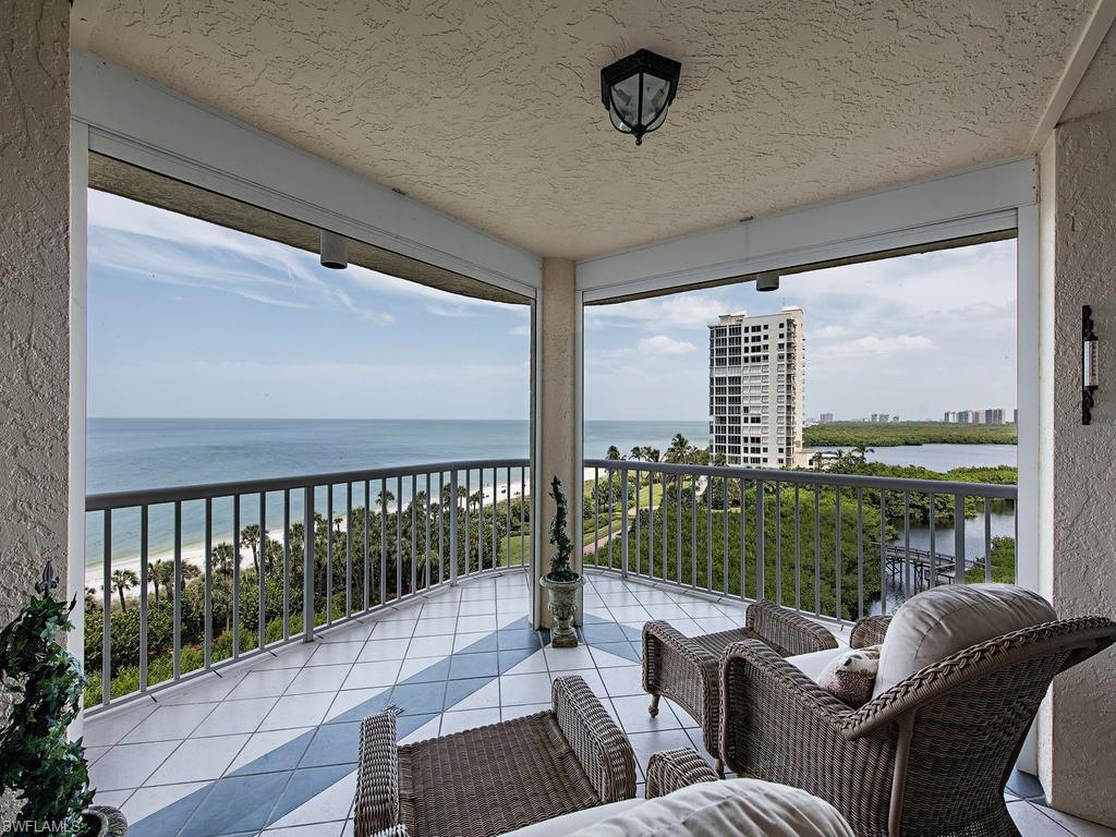 BEACH HOUSE AT NAPLES CAY - Residential