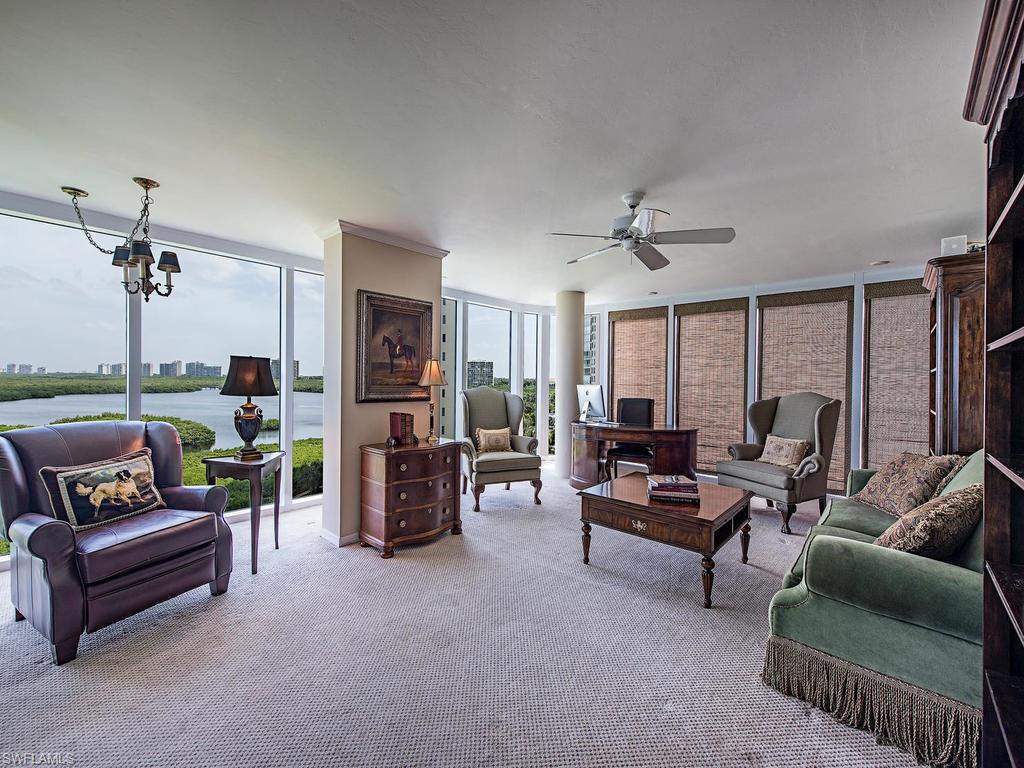 BEACH HOUSE AT NAPLES CAY - Residential