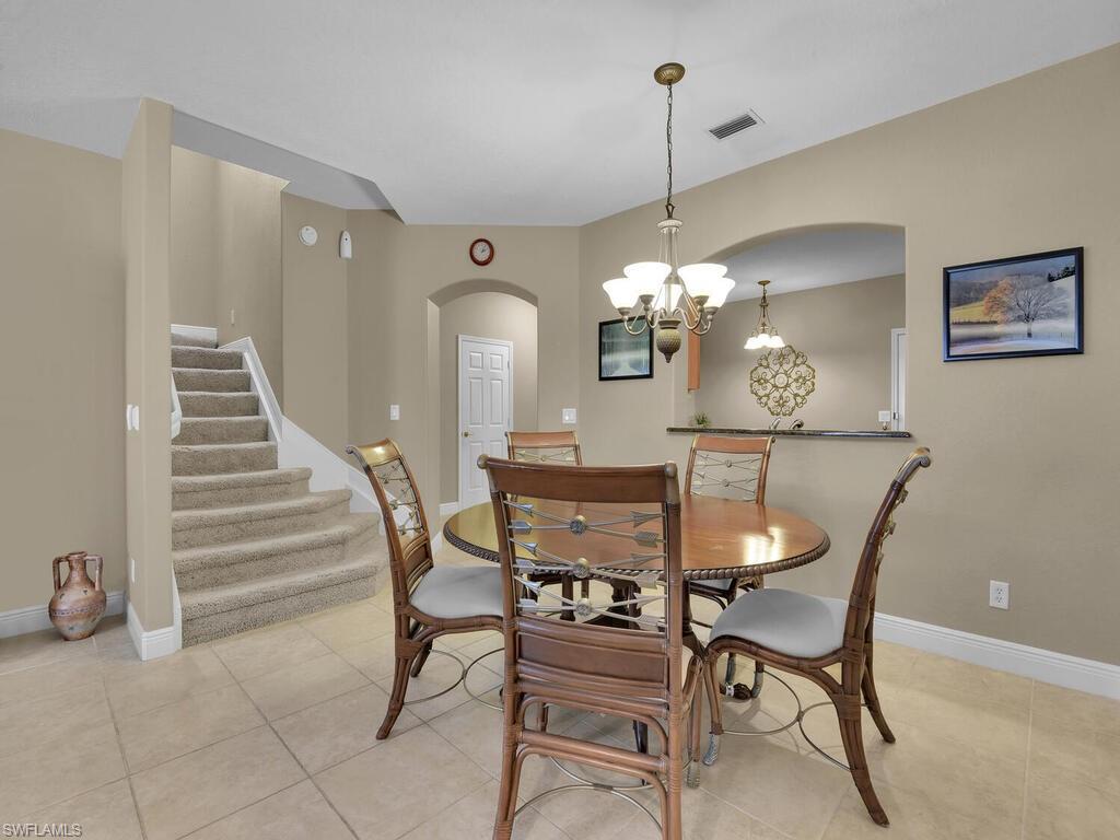 COLONNADE AT FORUM - Residential