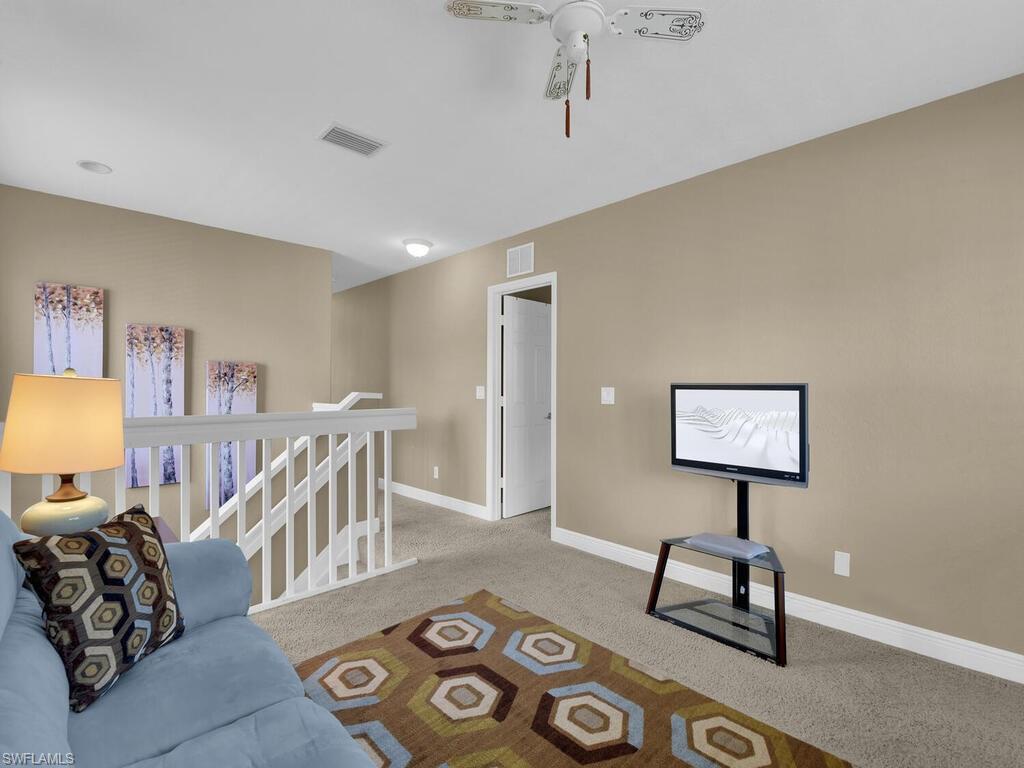 COLONNADE AT FORUM - Residential