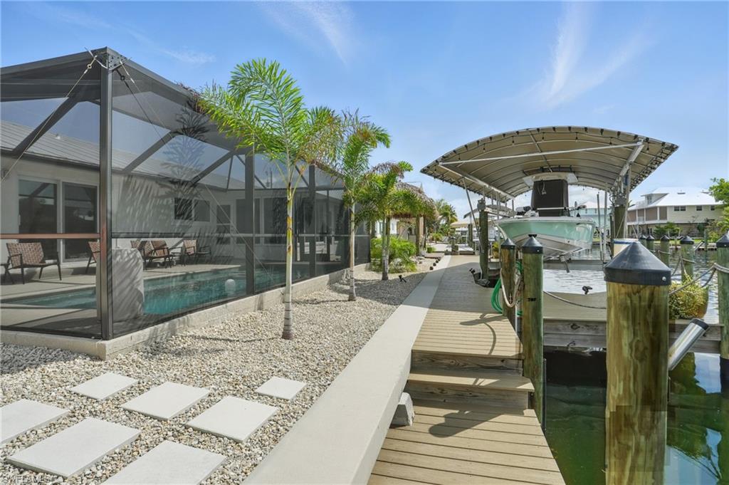 ISLAND HARBORS - Residential