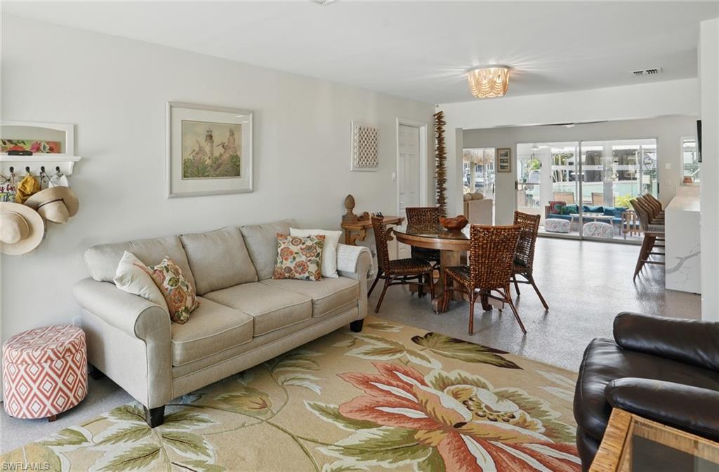 ISLAND HARBORS - Residential