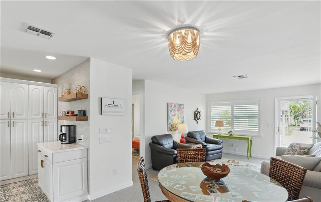 ISLAND HARBORS - Residential