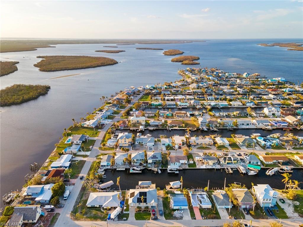 ISLAND HARBORS - Residential