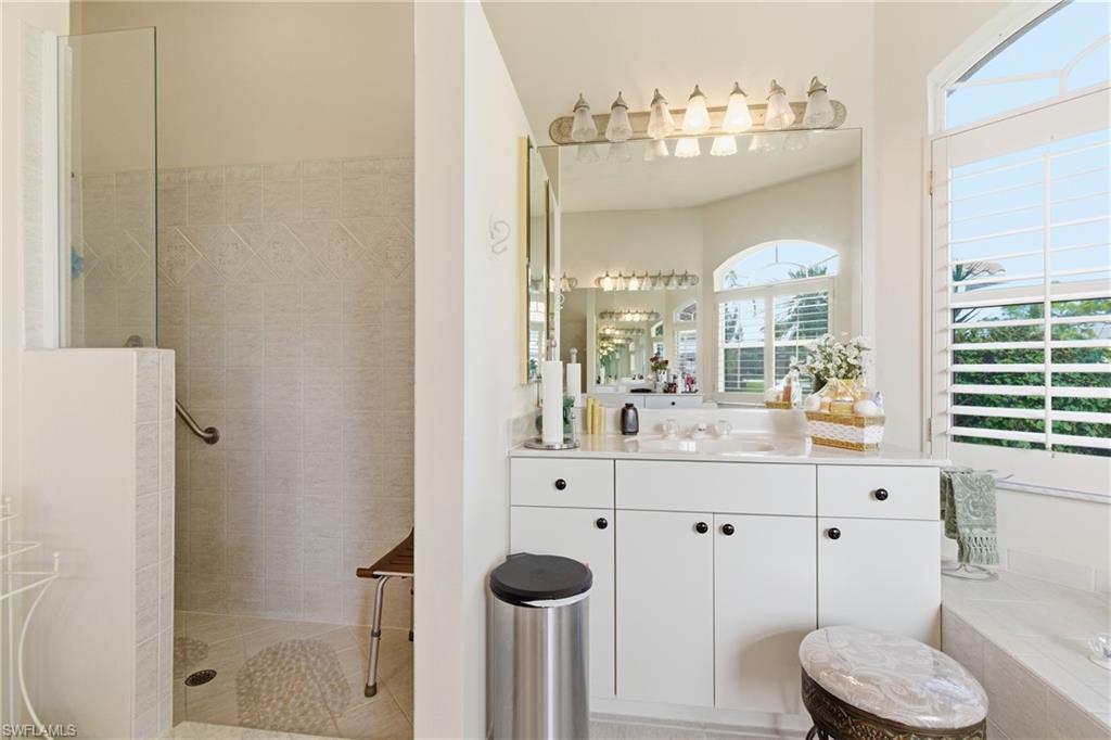 SPANISH WELLS - Residential