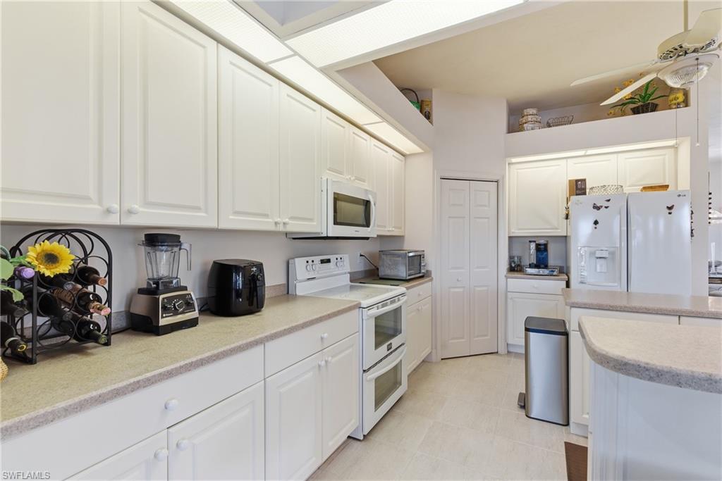 SPANISH WELLS - Residential