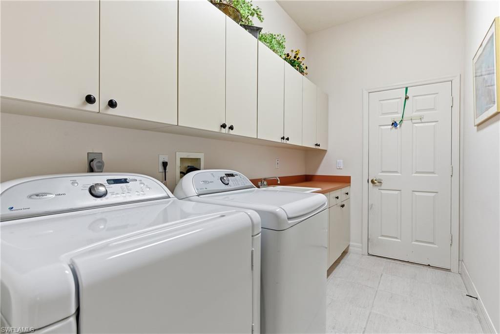 SPANISH WELLS - Residential