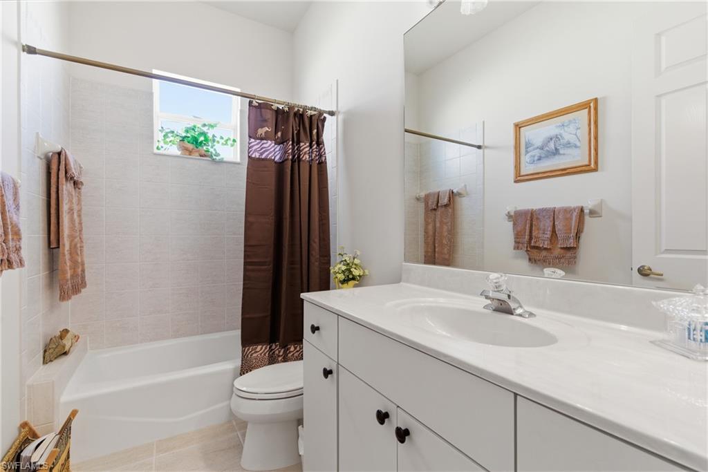 SPANISH WELLS - Residential