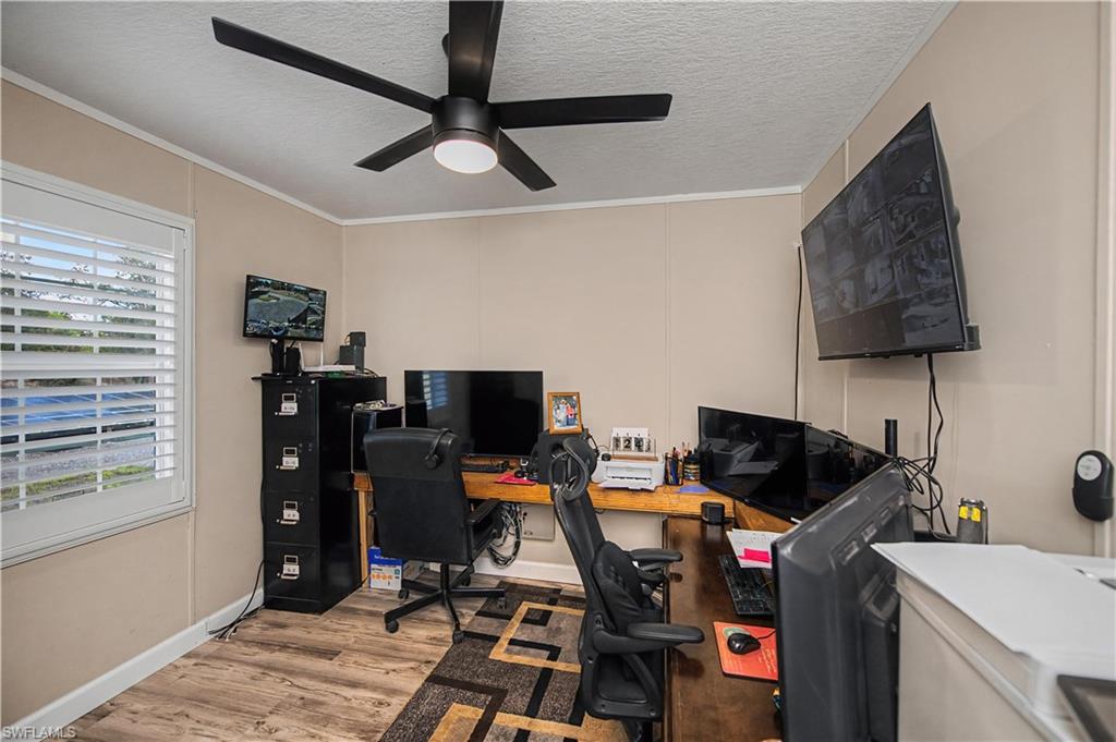 MONTURA - Residential