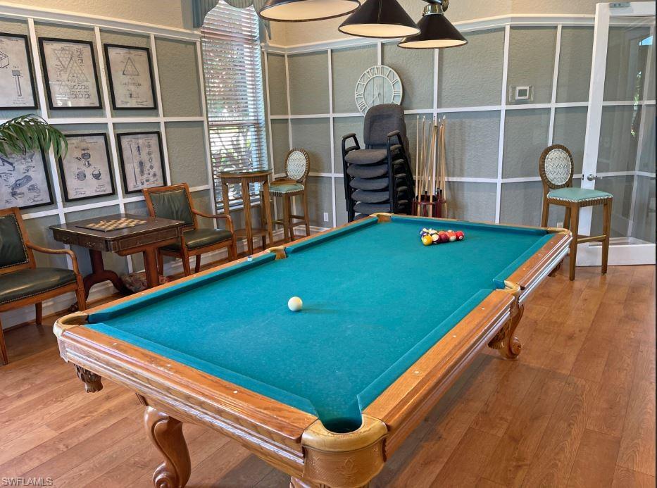 MONTEREY - Residential