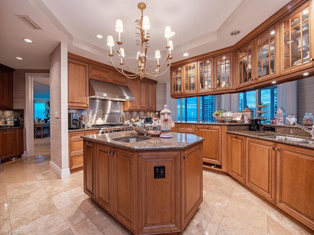 REGENT - Residential