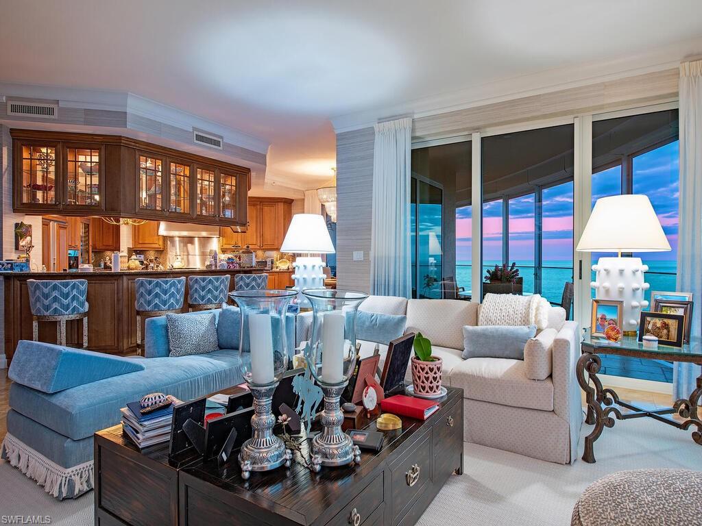 REGENT - Residential