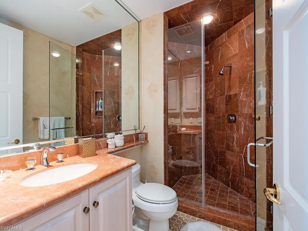 REGENT - Residential