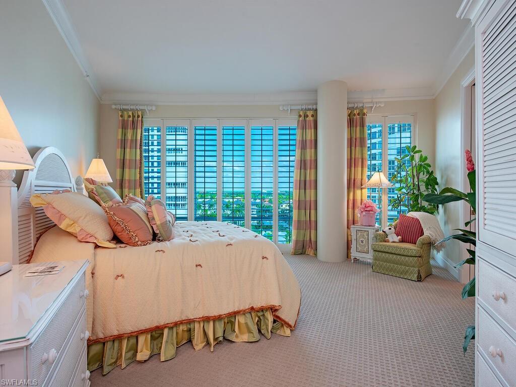 REGENT - Residential