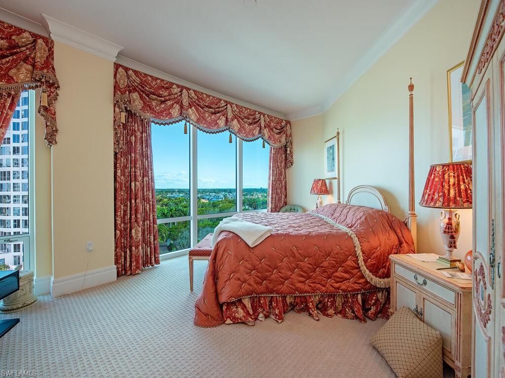 REGENT - Residential