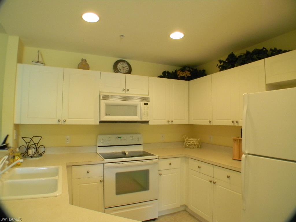 PORTO VISTA CONDO - Residential