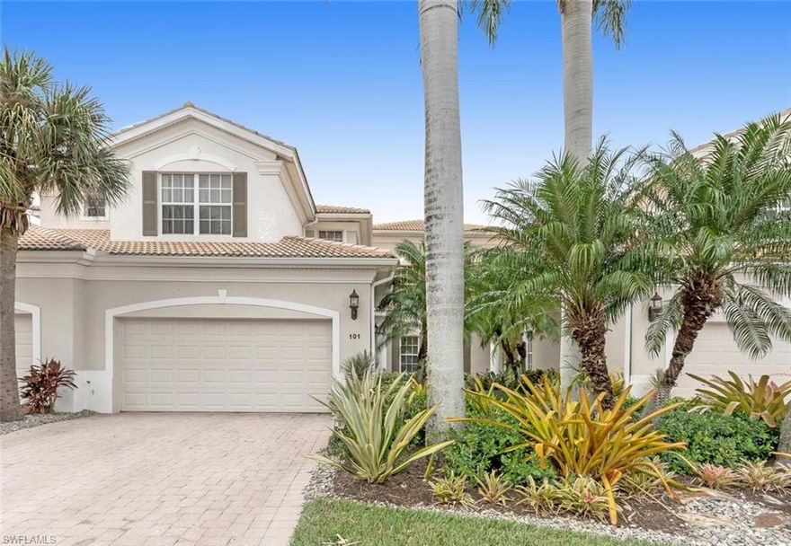 First floor coach home with one of the best views in Naples Lakes.  Sit back and enjoy evening cocktails and beautiful sunsets on your West facing, L-shaped, screened-in lanai overlooking the 18th green, lake and clubhouse. There are 2,050 square feet under air with 2 bedrooms, a den and 2 baths, an eat-in kitchen and a living/dining room with an open floor plan design featuring crown molding throughout.  All assessments have been paid saving you thousand$$.  There are electric storm shutters and custom window treatments, new A/C and water heater.  You can play golf on the Arnold Palmer designed golf course or enjoy fine or casual dining with indoor or outdoor seating in the state of the art clubhouse, work out in the attended fitness center or play tennis on one of five Har-Tru courts.  NLCC was voted Best Country Club byGulfshore Business Magazine and also won the Audubon Society's Bio-Blitz award for country clubs worldwide in 2018. NLCC is located close to downtown beaches, restaurants and shopping, it is the perfect location!