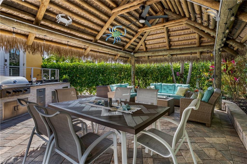 NAPLES MOTORCOACH RESORT - Land