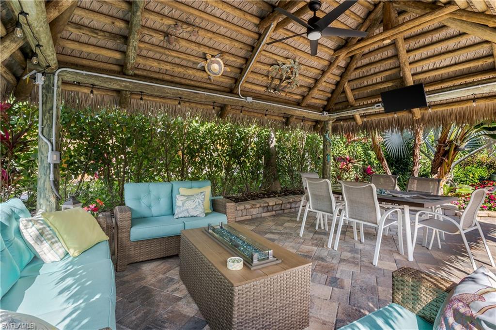 NAPLES MOTORCOACH RESORT - Land