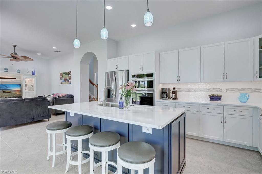 VALENCIA COUNTRY CLUB - Residential